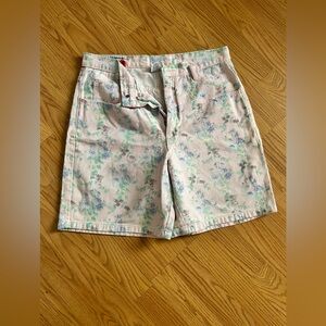 Floral Print High-Rise Women’s Jean Shorts - Pastel Pink